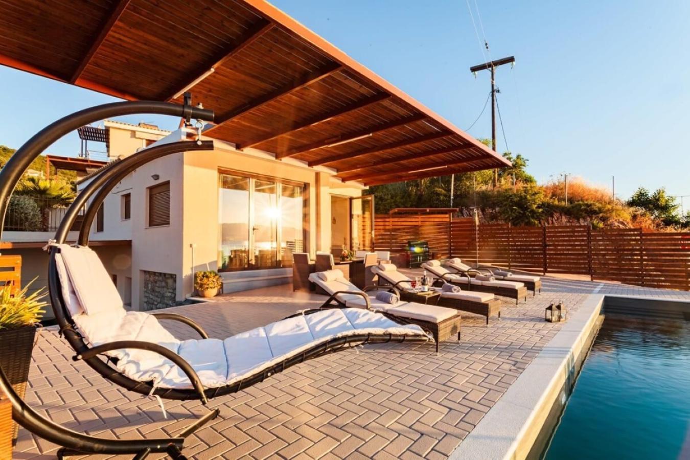 Seaside Summer Bliss - Aurora Luxury Pool Paradise Petalídhion 외부 사진